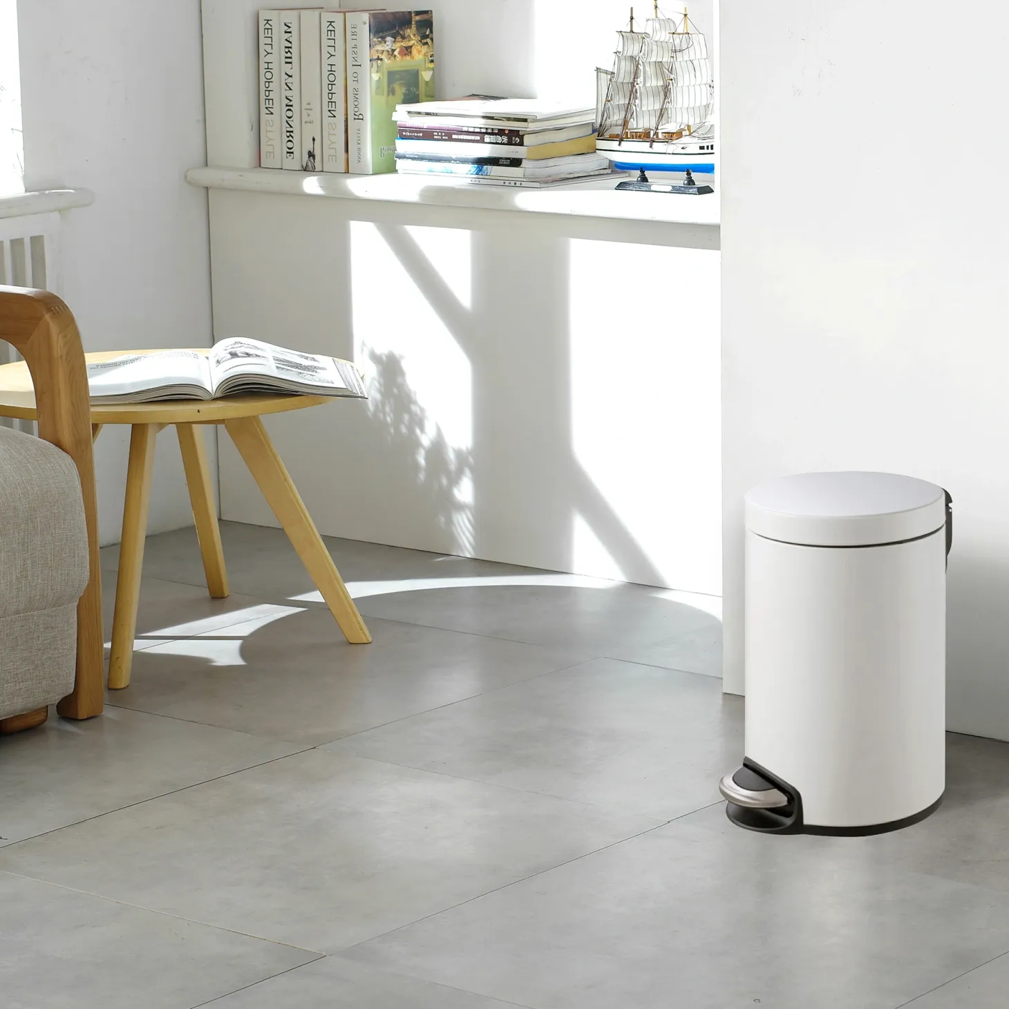 EKO Serene mit Inneneimer aus Metall Treteimer 12 Liter Klappdeckel mit Pedal
