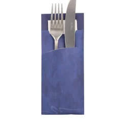 PAPSTAR Bestecktaschen 20 cm x 8,5 cm blau inkl. weißer Serviette 33 x 33 cm 2-lag.