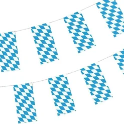 PAPSTAR Flaggenkette, Papier 10 m "Bayrisch Blau" schwer entflammbar