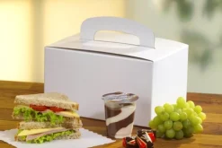 PAPSTAR Lunch-Boxen, Pappe "pure" eckig 12,5 cm x 15,5 cm x 22,5 cm weiß mit Tragegriff